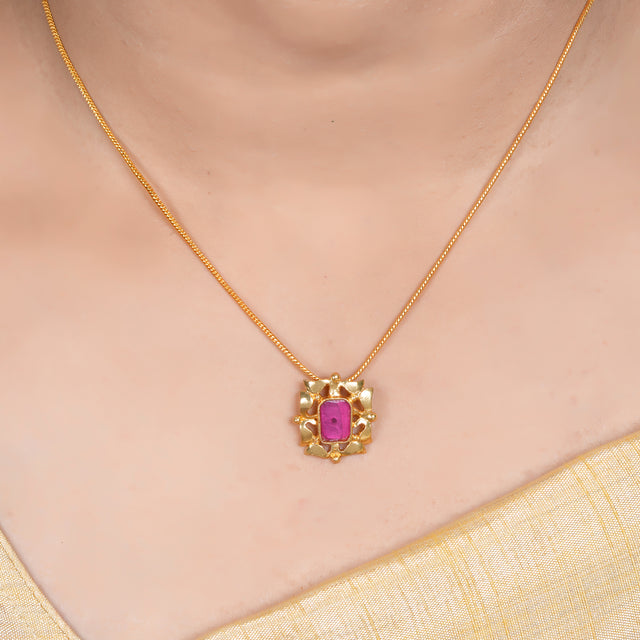 22k Gold Plated Amolya Vedhika Pendant Set