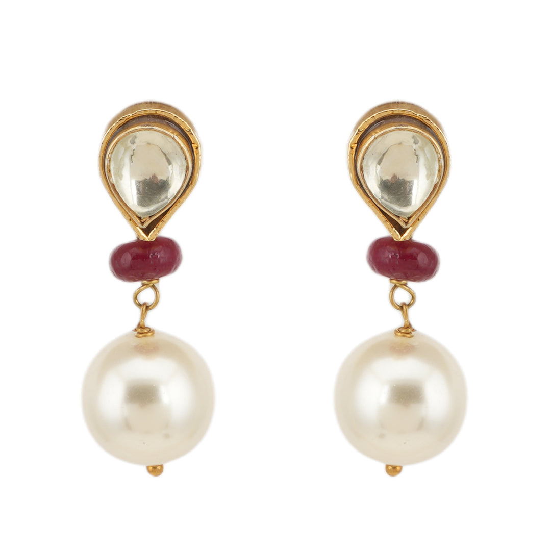 Yashasvi Necklace Set