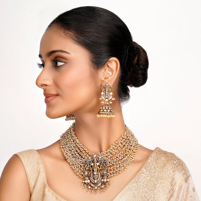 Chavi Necklace