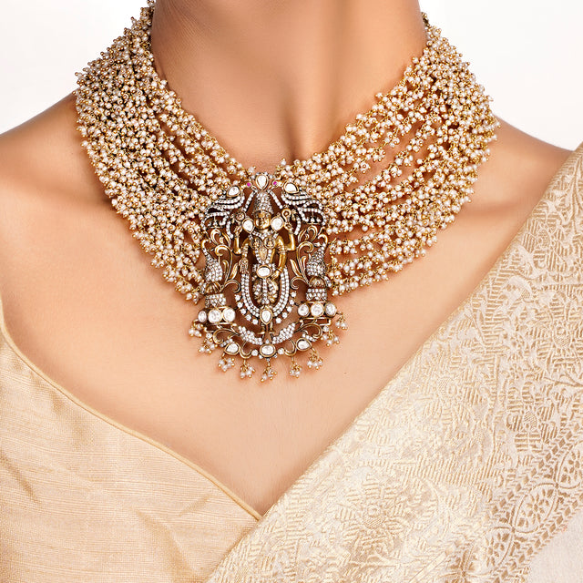 Chavi Necklace