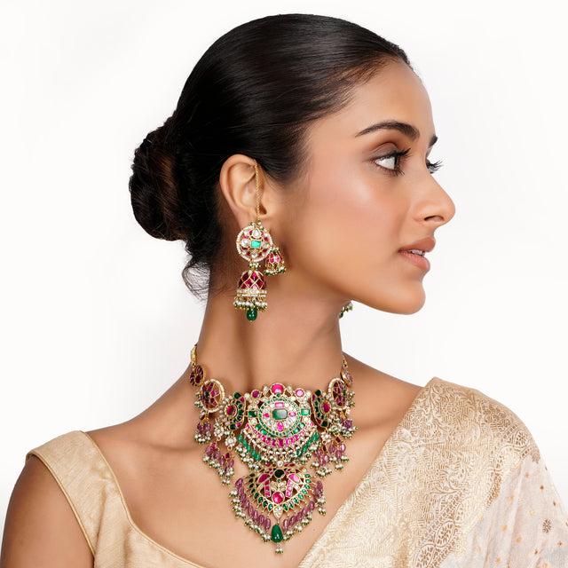 Jalsa Choker