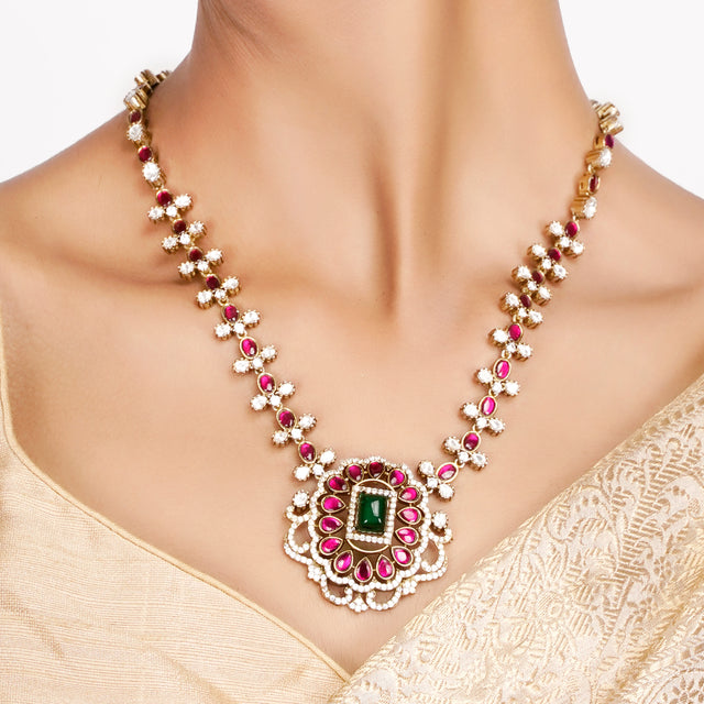 Omisha Necklace