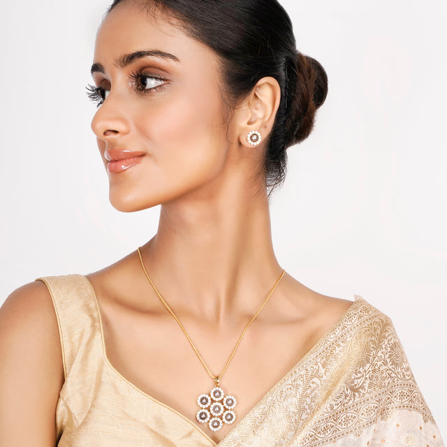 Kashvi Pendant