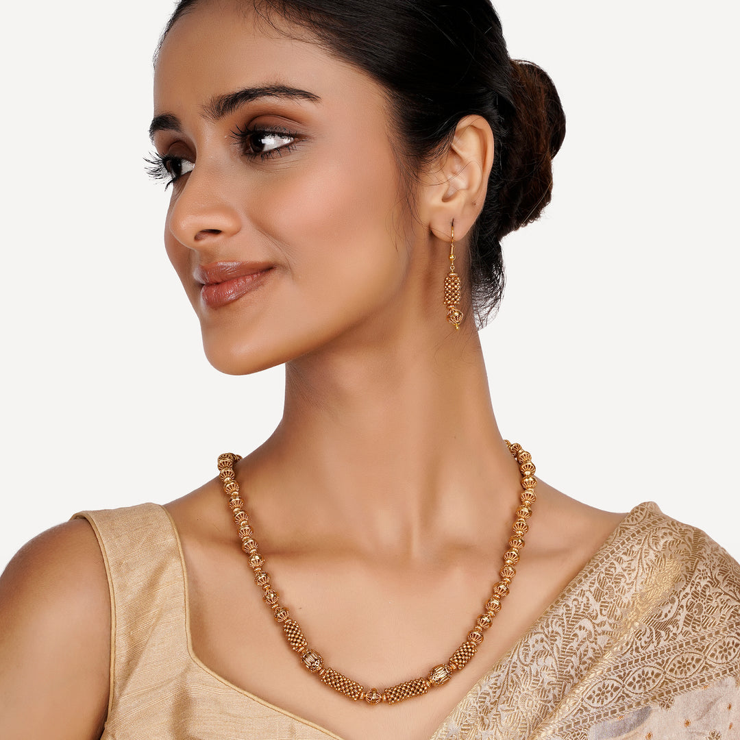 Royals Devanshi Necklace