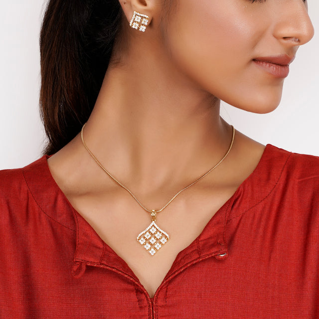 22k Gold Plated  Tribhujika Pendant Set