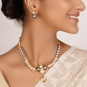 22k Gold Plated Divyam Vezira Necklace Set
