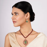 Saraya Pendant Set