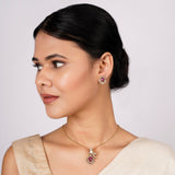 Rezani Pendant Set