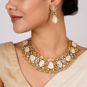 Vainika Necklace Set