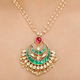 SANKRANTI PINK CHAND KUNDAN SET