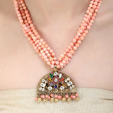 Nayaab Pihu Kundan Necklace