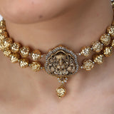 Nayaab Signy Zircon Necklace