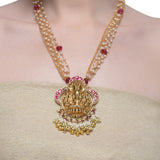Samyukta Lakshmi Red Kundan Necklace Set