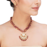 SHAGUN KUNDAN RUBY CHAND PENDANT SET