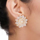 HEERA ZIRCON FLOWER PENDANT SET