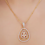 HEERA TIKONA PENDANT SET