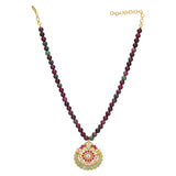 SHAGUN ADYA KUNDAN PENDANT SET