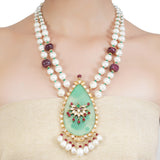 RATNA GREEN PENDANT NECKLACE