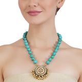 VILANDI TURQUOISE ROUND KUNDAN PENDANT