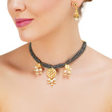 Grishma Gold Plated Kundan Choker Set