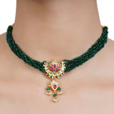 VILANDI CRESCENT KUNDAN CHOKER SET