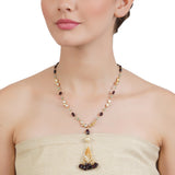 VILANDI TASSLE KUNDAN NECKLACE