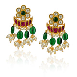 Chaitra Kundan Necklace Set