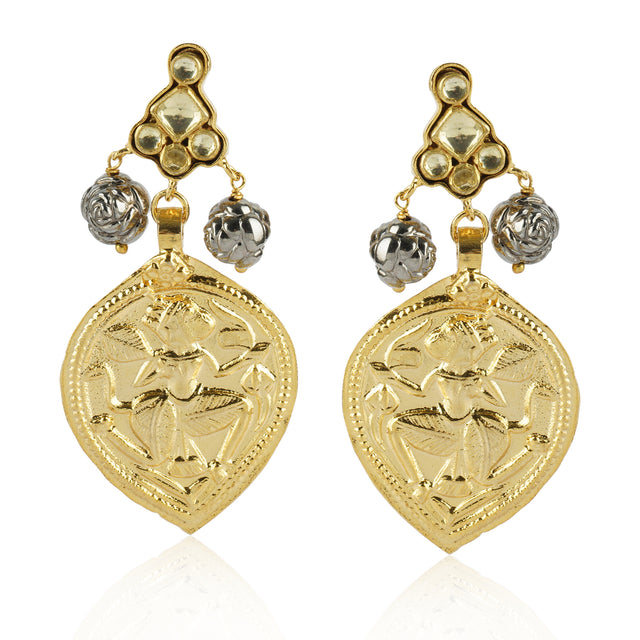 Gold & Silver Plated Leela Kundan Necklace Set