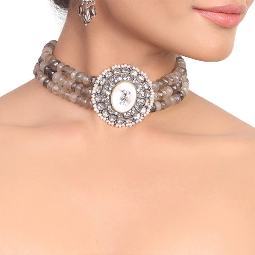 Silver Plated Manihaar Mother of Pearl Smokey Necklace Set